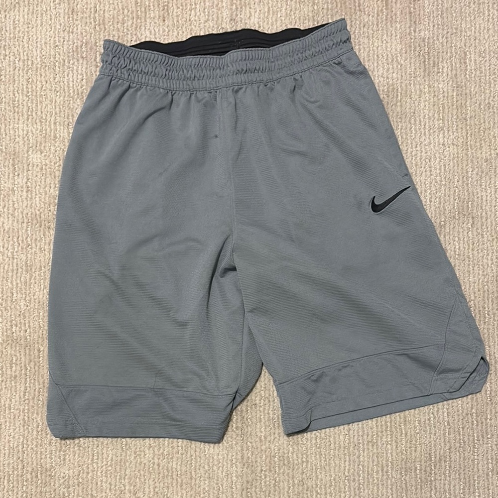 Nike Men's Gray Shorts